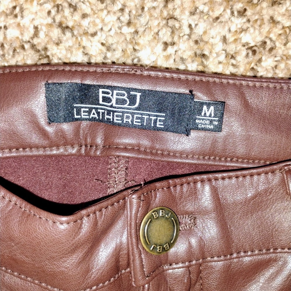 NWT BBJ Leatherette Pants M Java Faux Leather 28W 30L - Picture 3 of 6